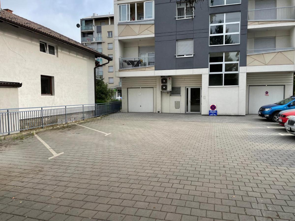 Apartman M&M Ντόμποϊ Εξωτερικό φωτογραφία